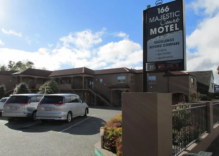 166 Majestic Court Motel
