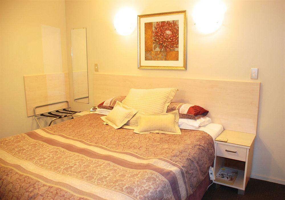 166 Majestic Court 4*